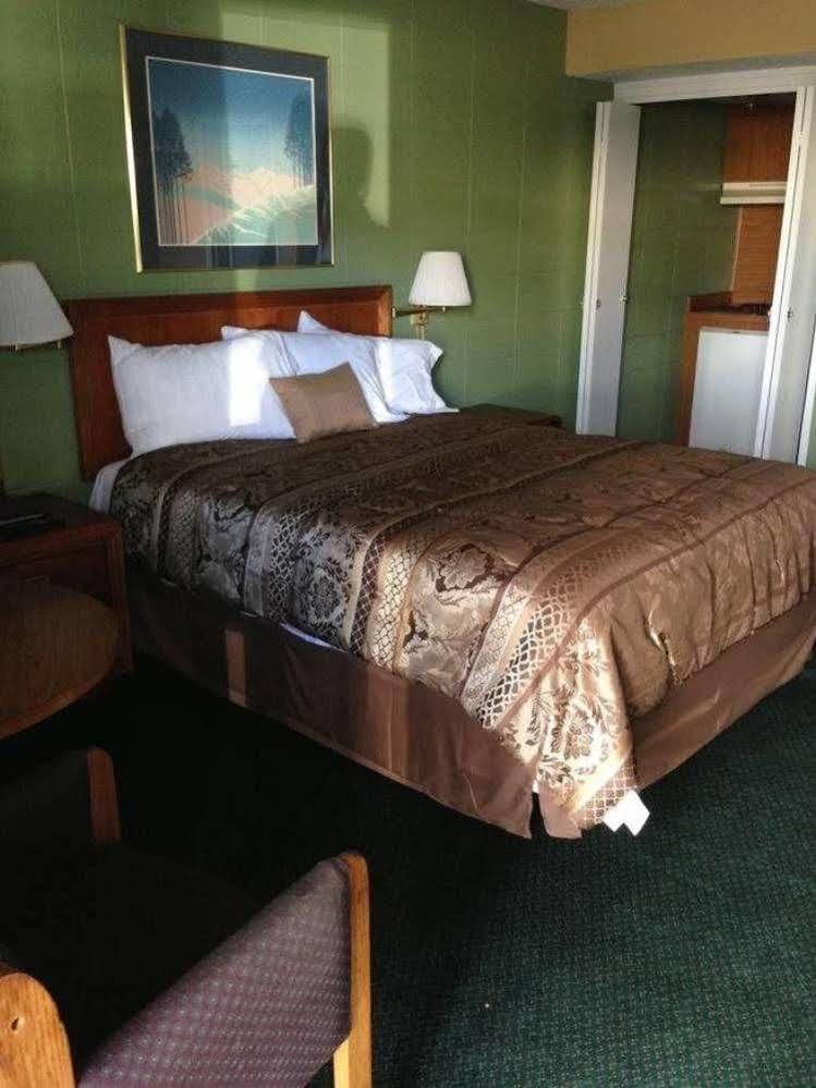 Knights Inn Motel Grants Pass Extérieur photo