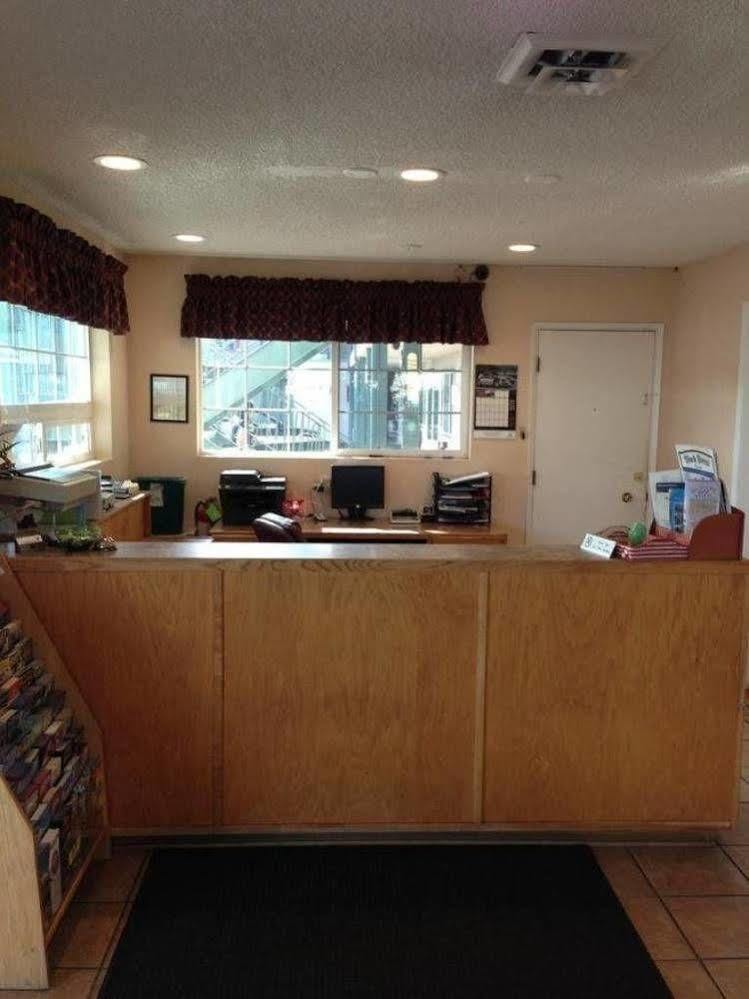 Knights Inn Motel Grants Pass Extérieur photo