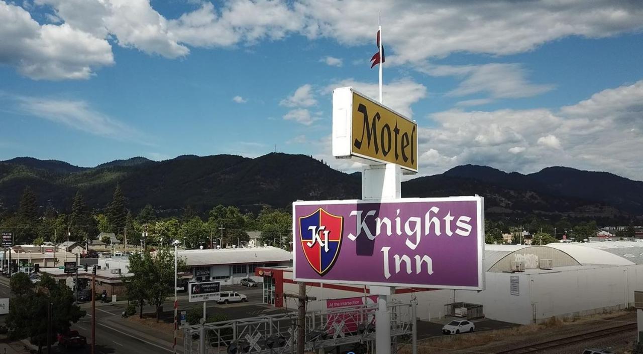 Knights Inn Motel Grants Pass Extérieur photo